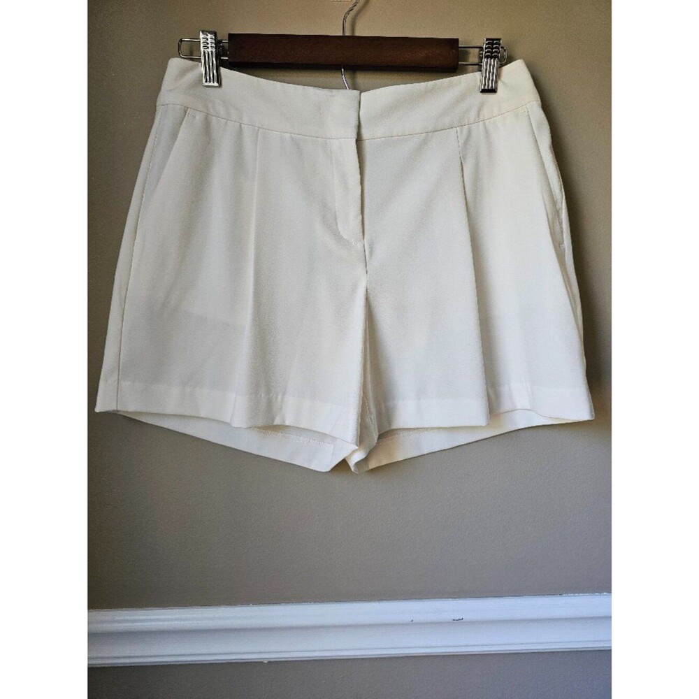 Ann Taylor White Tailored Dress Shorts High Rise Flat Front Size 2